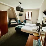 Górski W Pobliżu Wyciągów